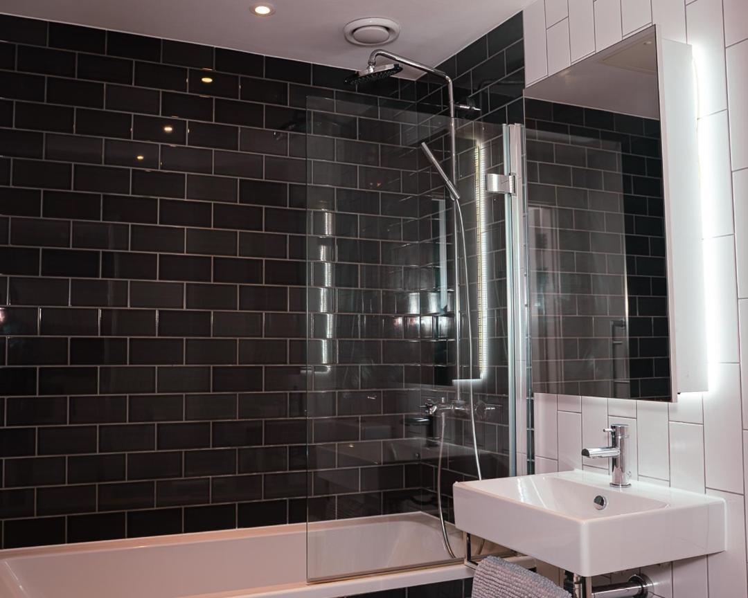 Charming 1Br Apartment In Londyn Zewnętrze zdjęcie